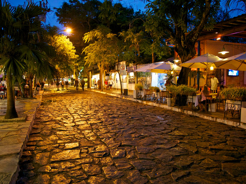 Volando a B&uacute;zios
